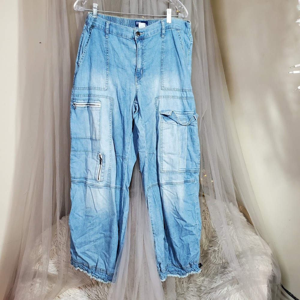 Y2K Utility Wide Leg Cargo Jeans XL Baggy Skater Streetwear Indie Sleeze Frayed - Picture 2 of 6